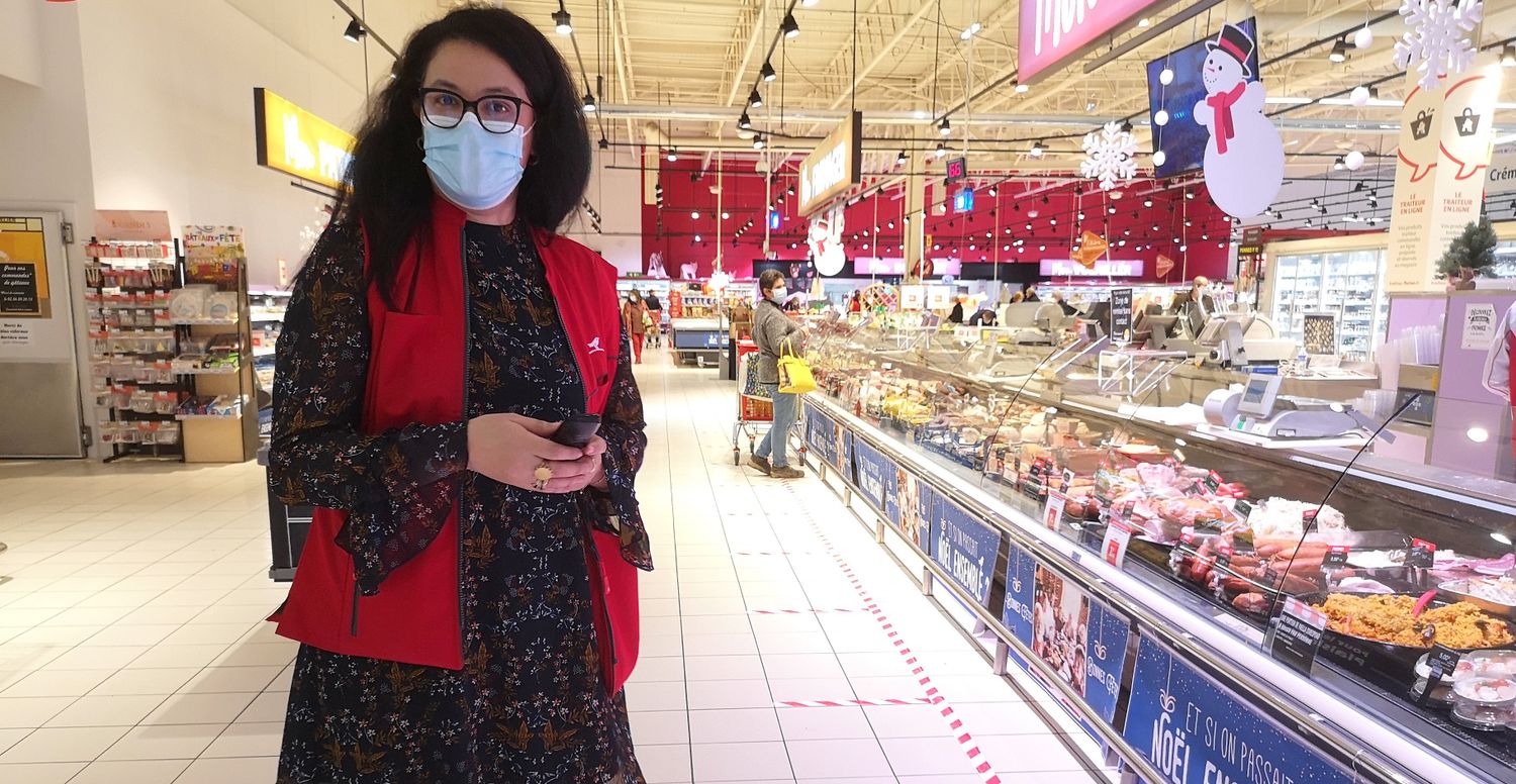 Hanane Hamdioui-Merghadi dirige l'hypermarché Auchan de Blois-Vineuil